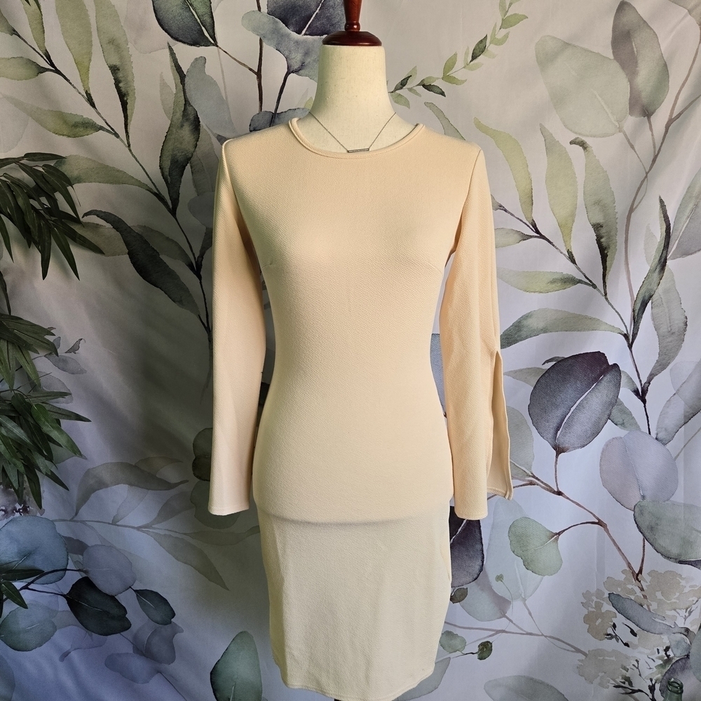 NWOT Chic Slit-Sleeve Mini Dress in Light Khaki sz S